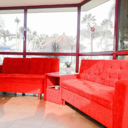 Oyo 803 Toetie Hotel Batu  Εξωτερικό φωτογραφία