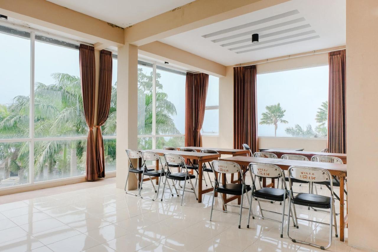 Oyo 803 Toetie Hotel Batu  Εξωτερικό φωτογραφία